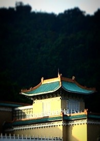 《管家》